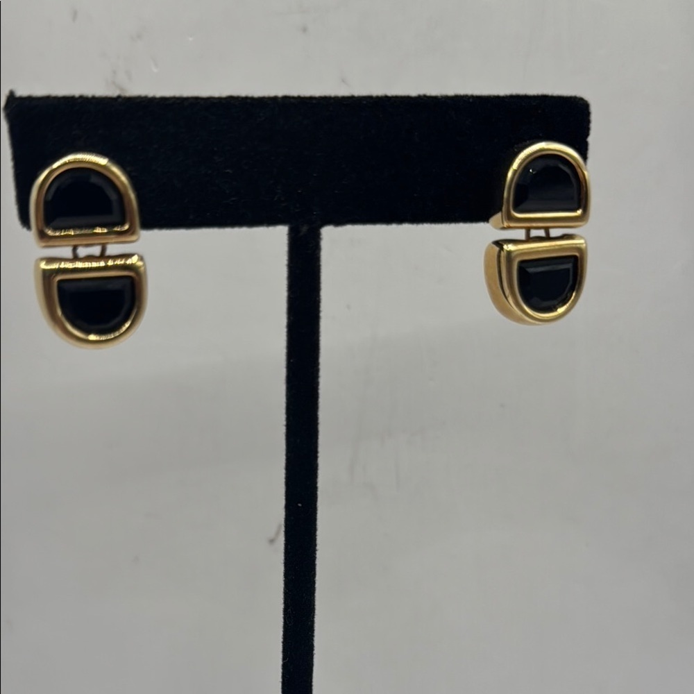 Swavorski SAL Elegant Gold TONE and Black Earrings